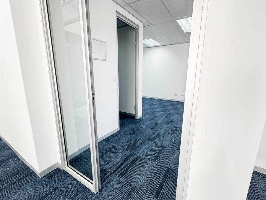 To Let Commercial Property for Rent in Plattekloof Western Cape
